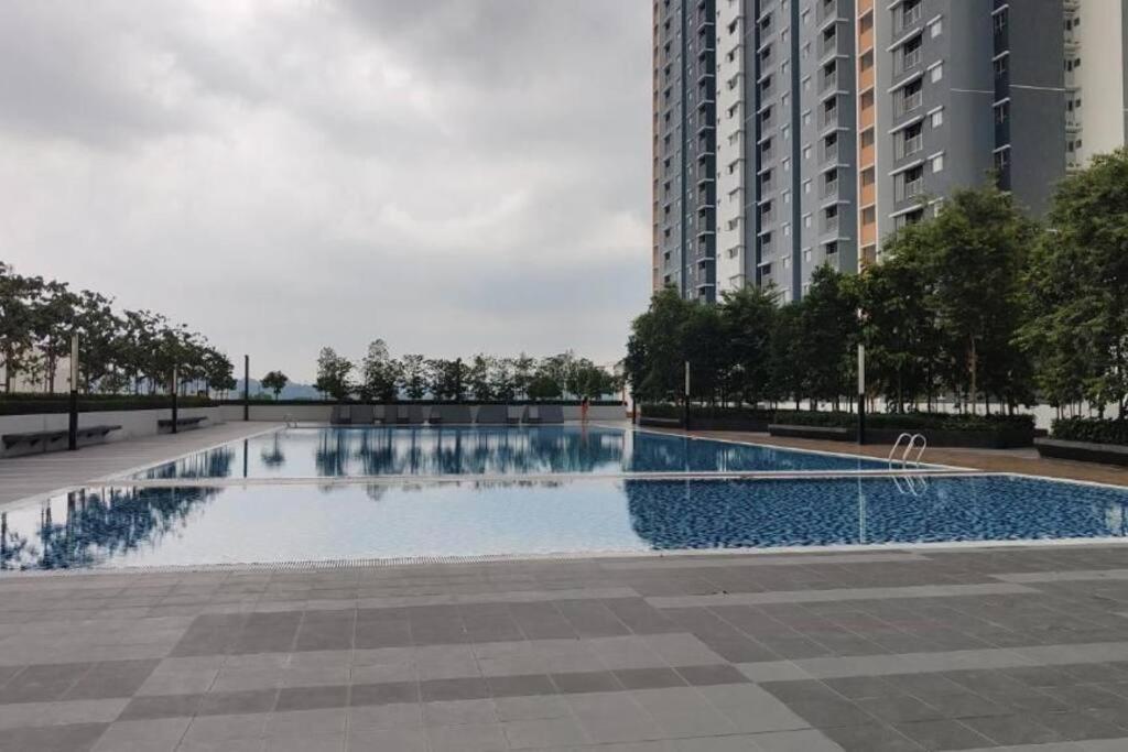 Klia Homestay Apartment - 2 Room Szepang Kültér fotó